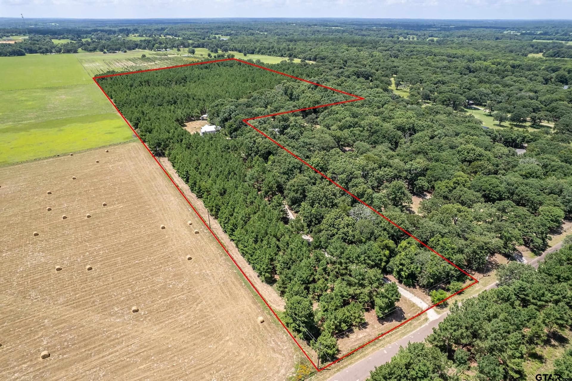 27.82 acres in Smith County - photo 3