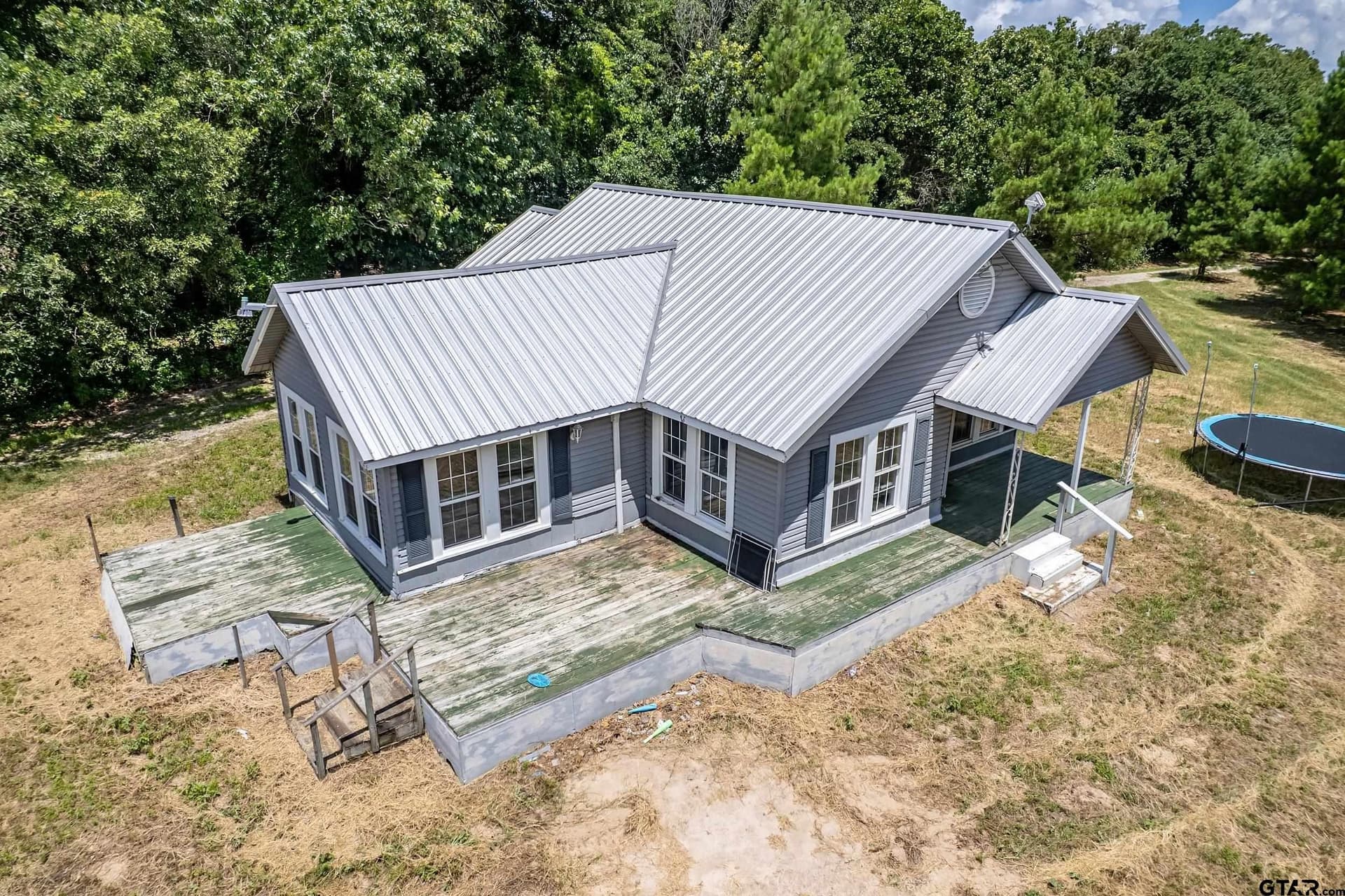 27.82 acres in Smith County - photo 2