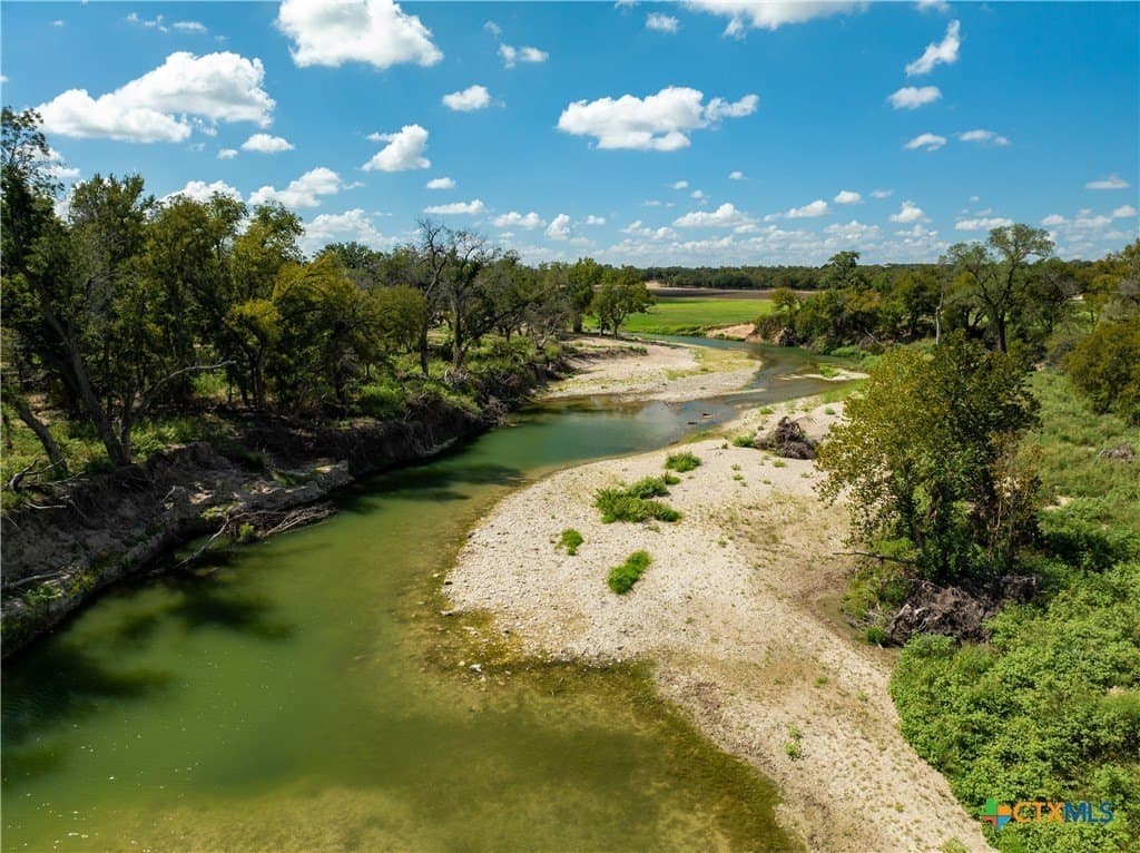 19.89 acres in Lampasas County - photo 3