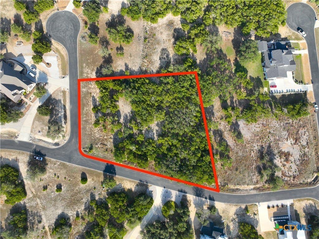 1.21 acres in Comal County - photo 5