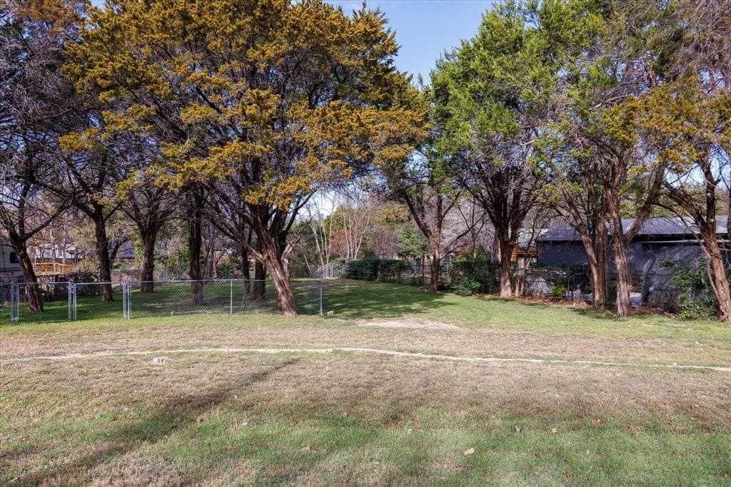 0.23 acres in Hood County - photo 3
