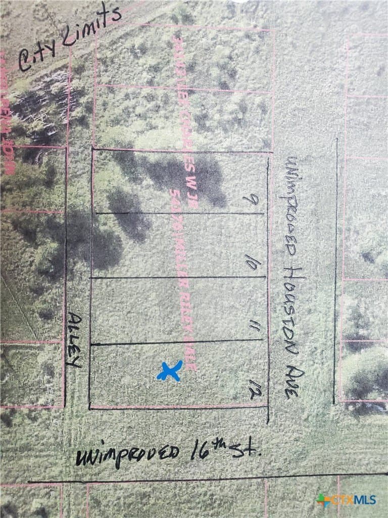 1601 W HOUSTON Avenue lot: 12