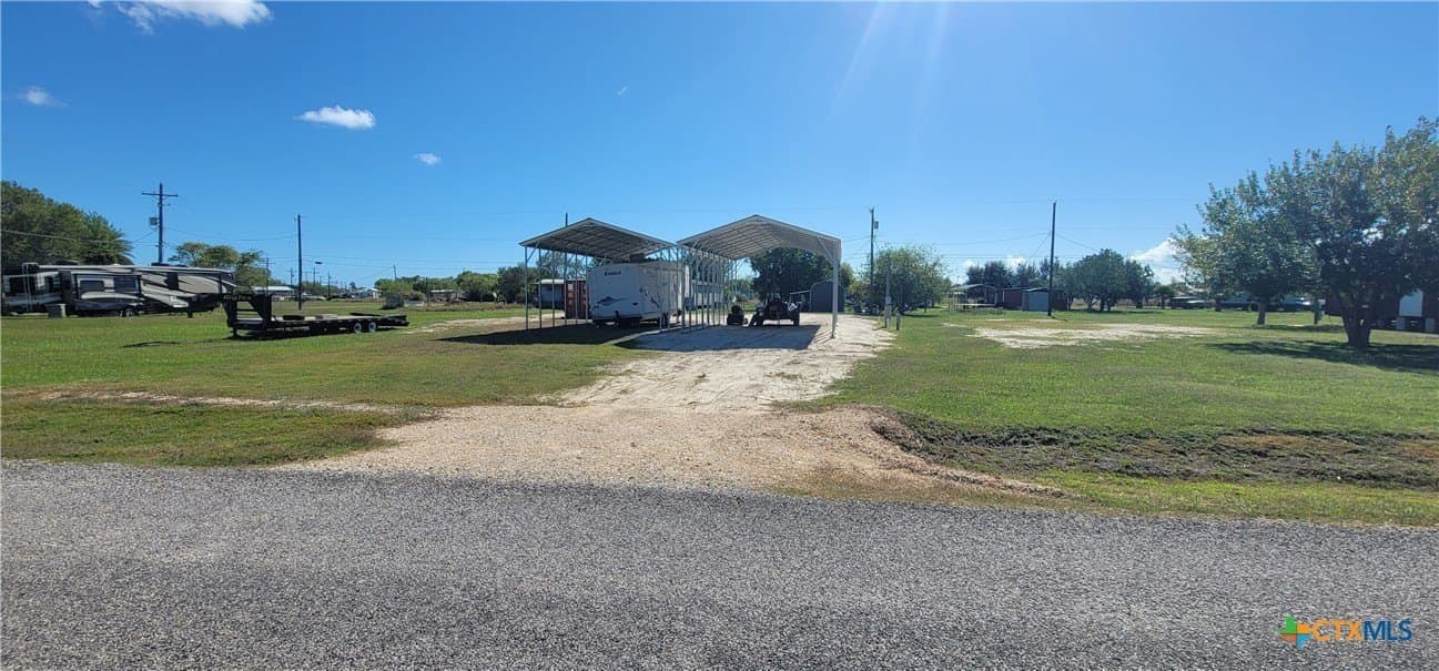 507 W Oakland Avenue lot: 9, 10