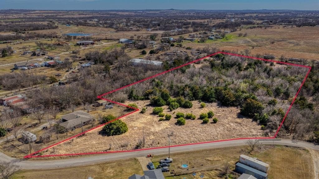 4109 Chisholm Trail