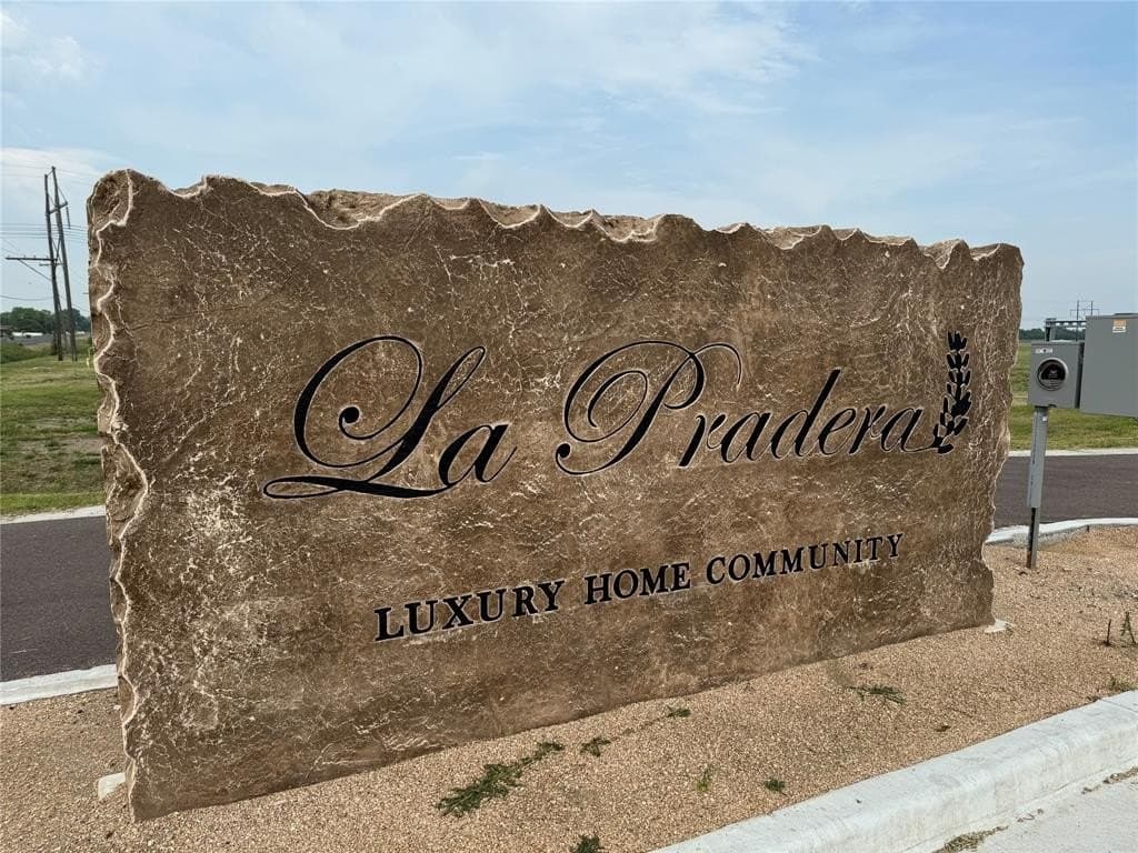 624 El Camino Drive