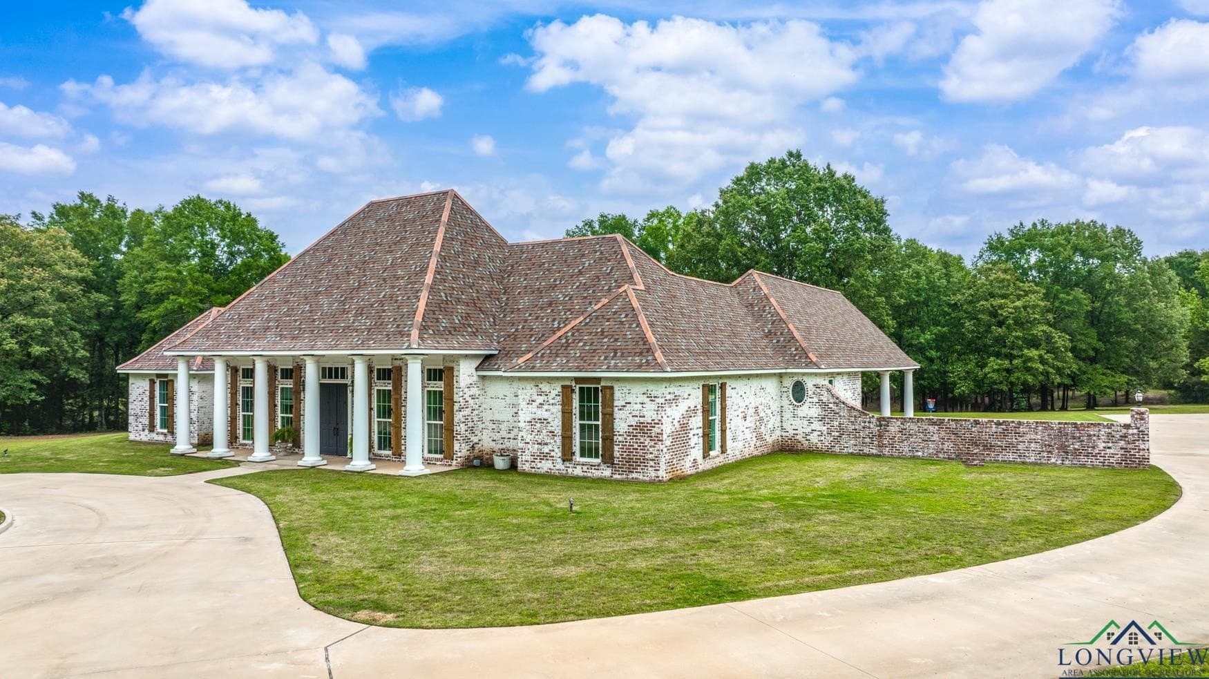 1882 County Road 3000