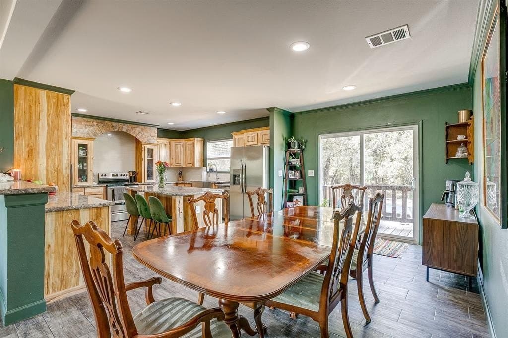 5878 Greenwood Road