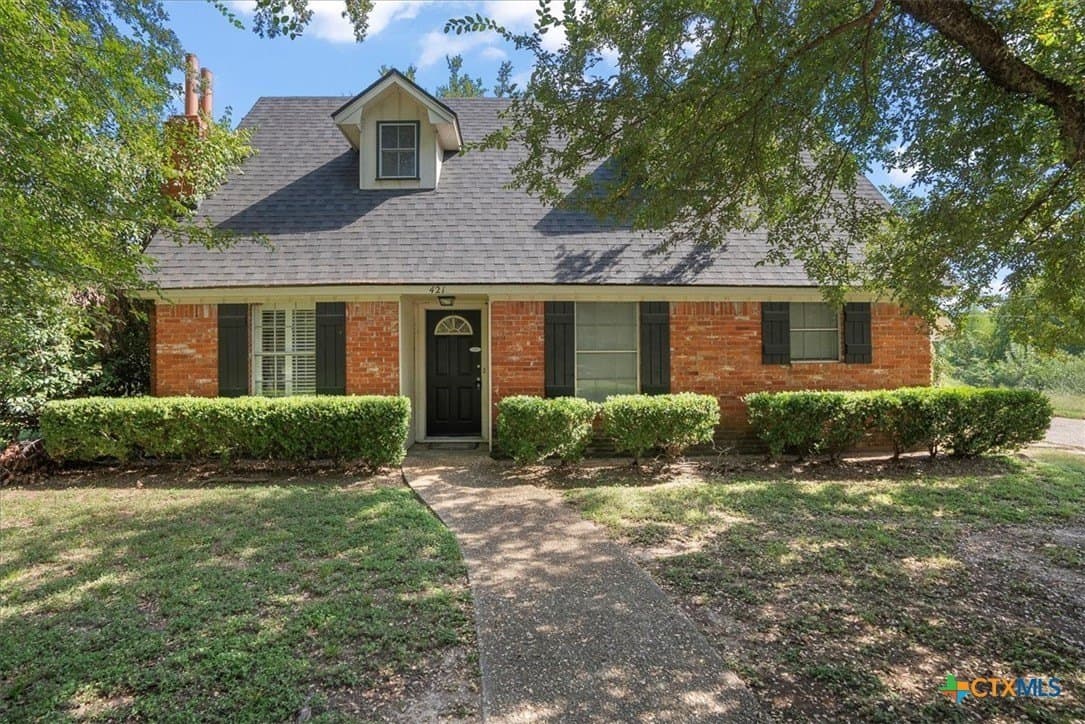 421 Forrest Lane