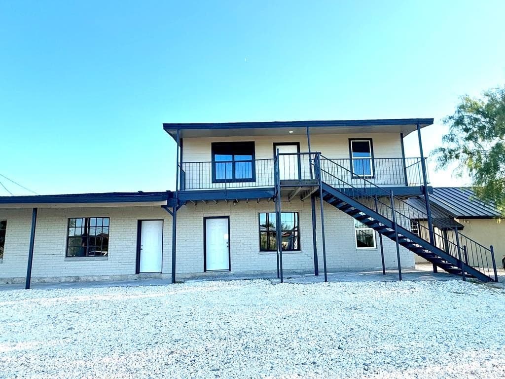 1925 Calle Coyunda Apt 1