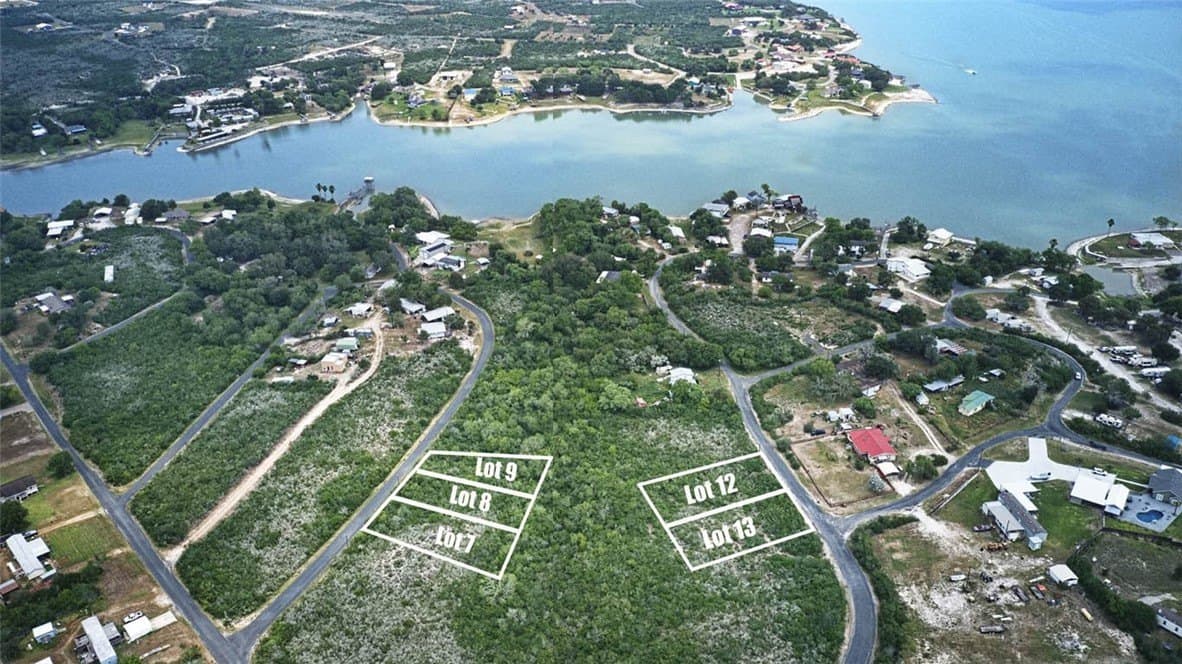 W Lake View & Oxbow Trail lot: 12