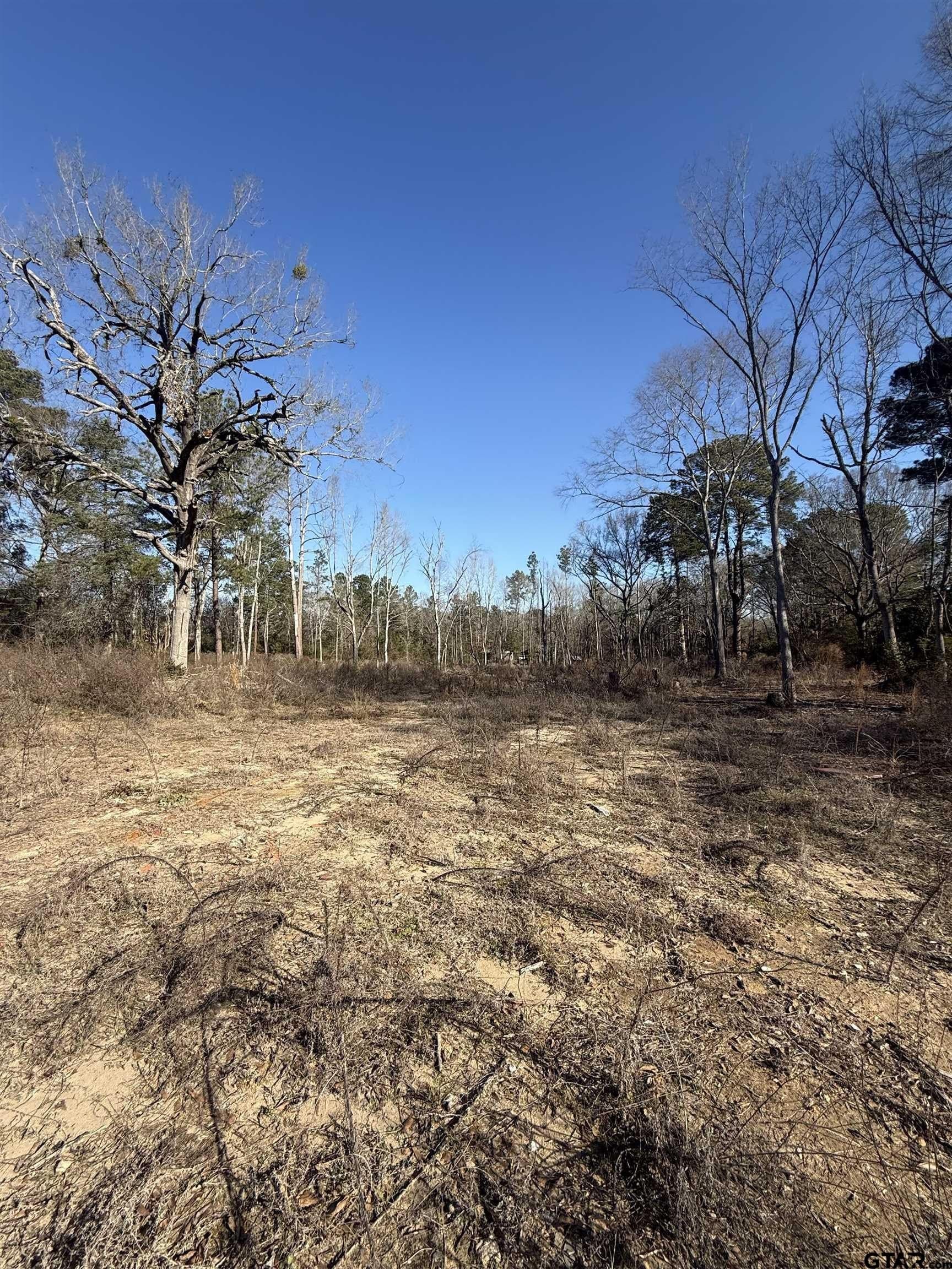 513 E State Highway 323