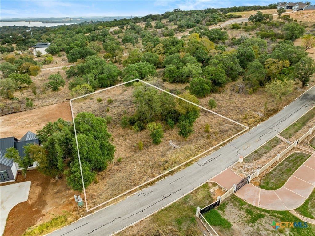 36 Keystone Ridge lot: 36