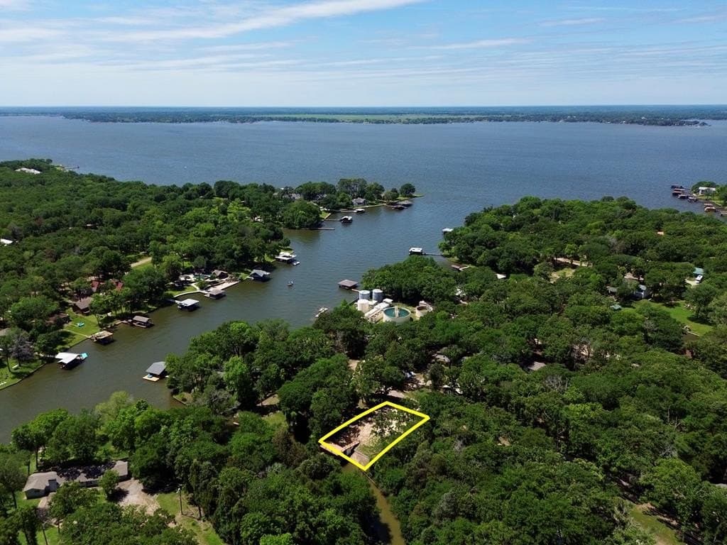 2119 Hickory Trace