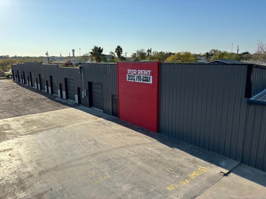 2868 El Indio Hwy
