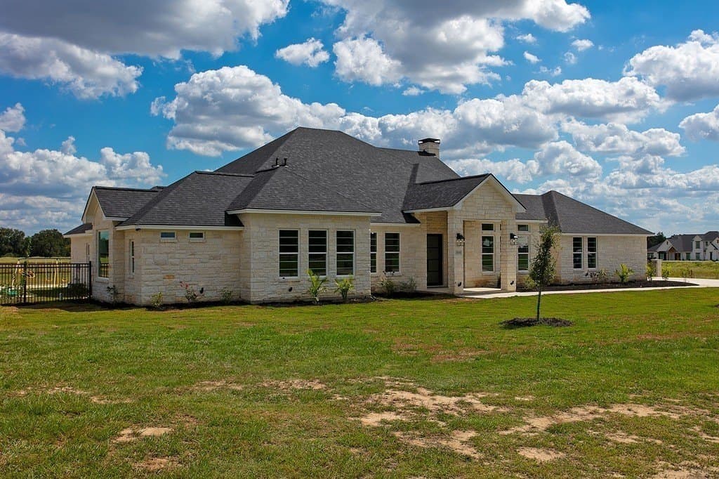 7844 Mathis Creek Drive