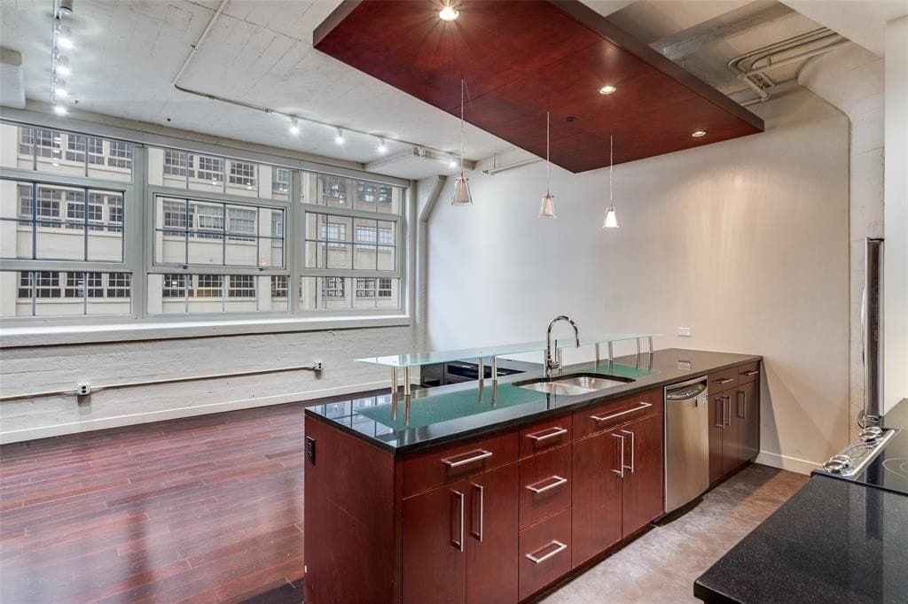 2600 W 7th Street