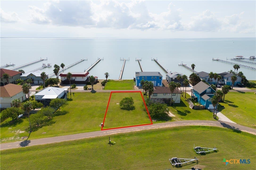 1305 Port S Drive lot: 17
