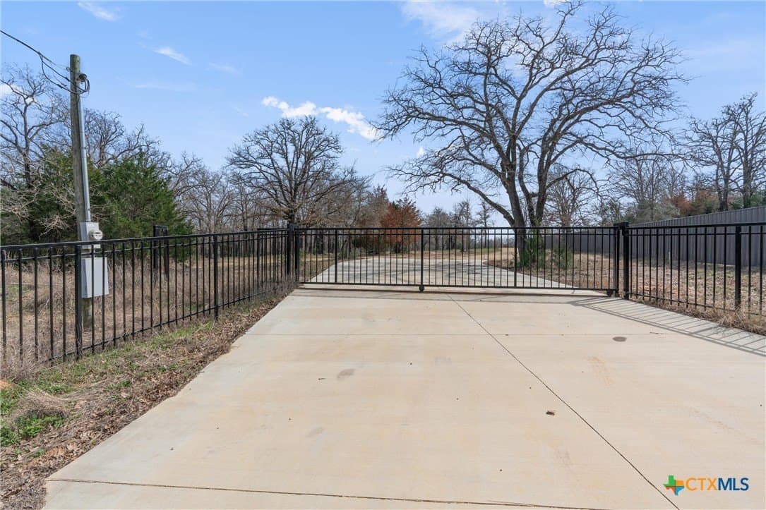 974 County Road 319