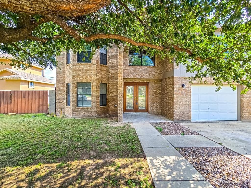 2288 Beverly Hills