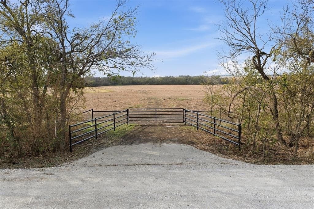 Tract 3,Tbd County Road 3204