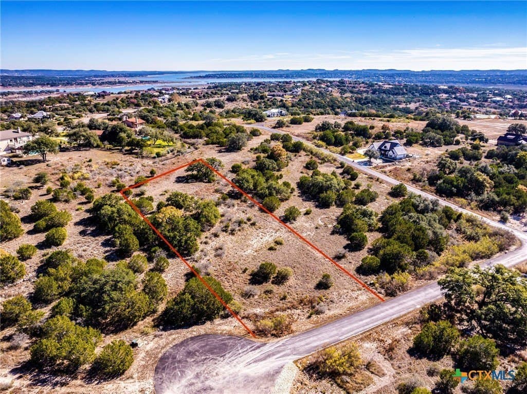 122 Upper River Place lot: 2263