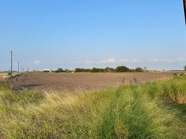 Pt 6 N HWY 77 Bypass lot: Pt 6