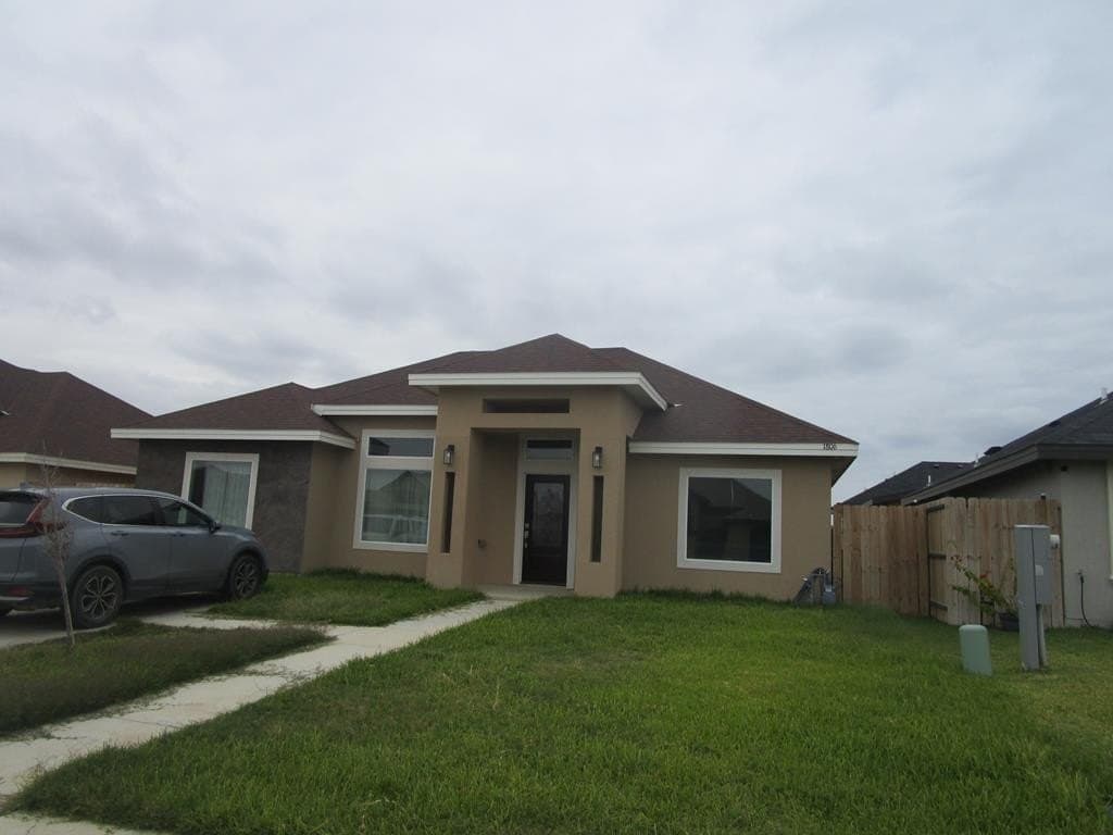 1806 AnaKaren Drive