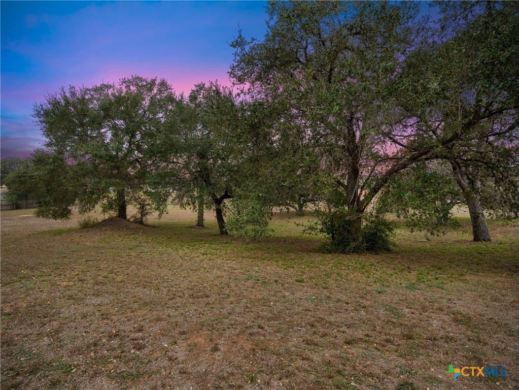 101 & 103 Pin Oak Circle lot: 2 & 3