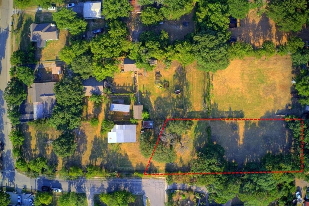 2832 Fairway Drive