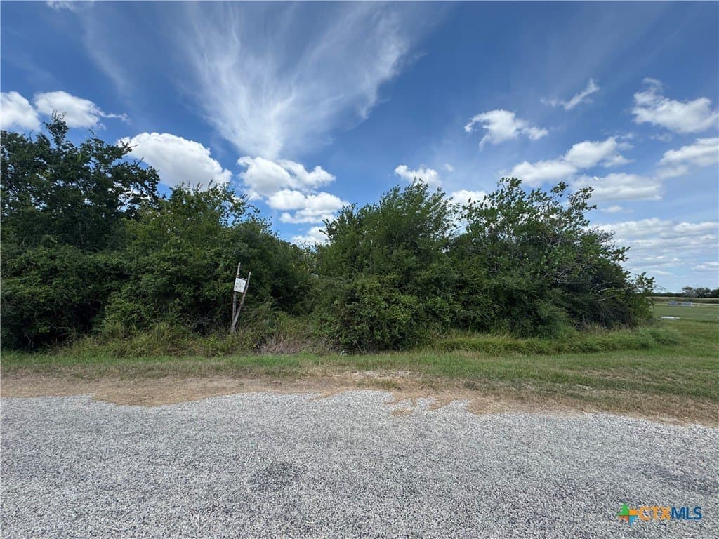 Northridge Drive lot: 23