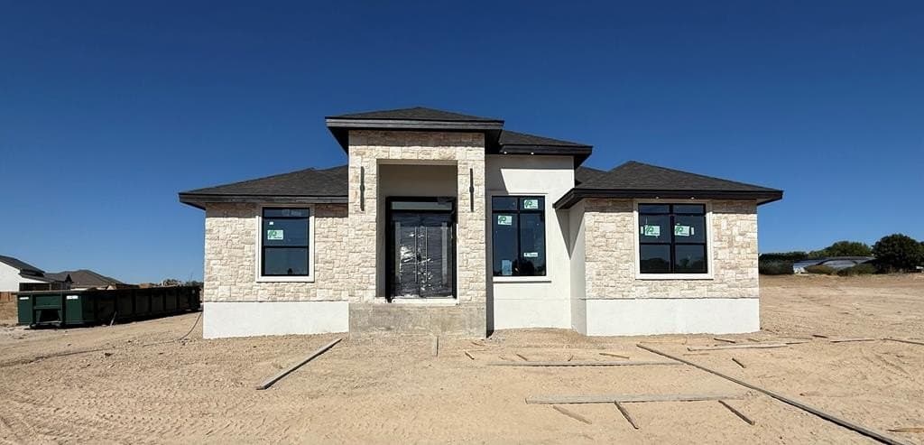 813 Ceniza Dr.