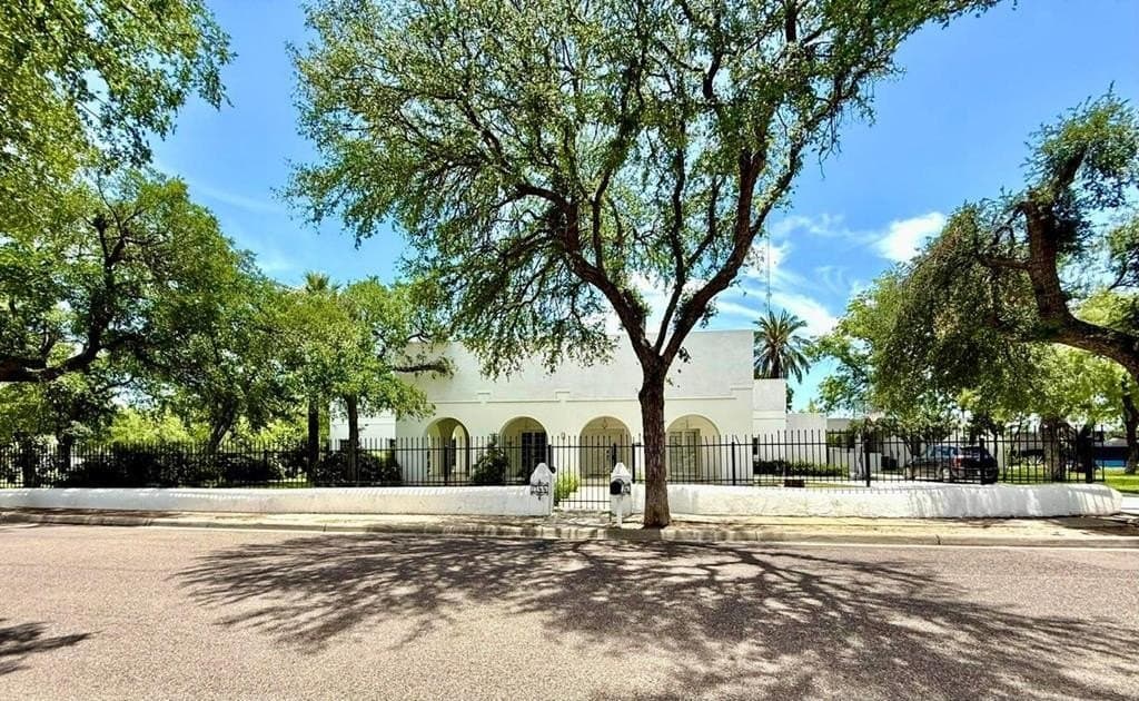 1744 OLIVE ST.