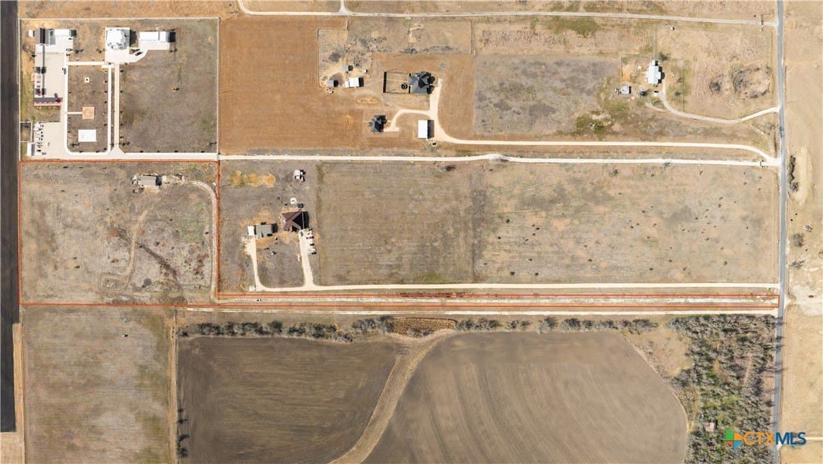 824 County Road 451