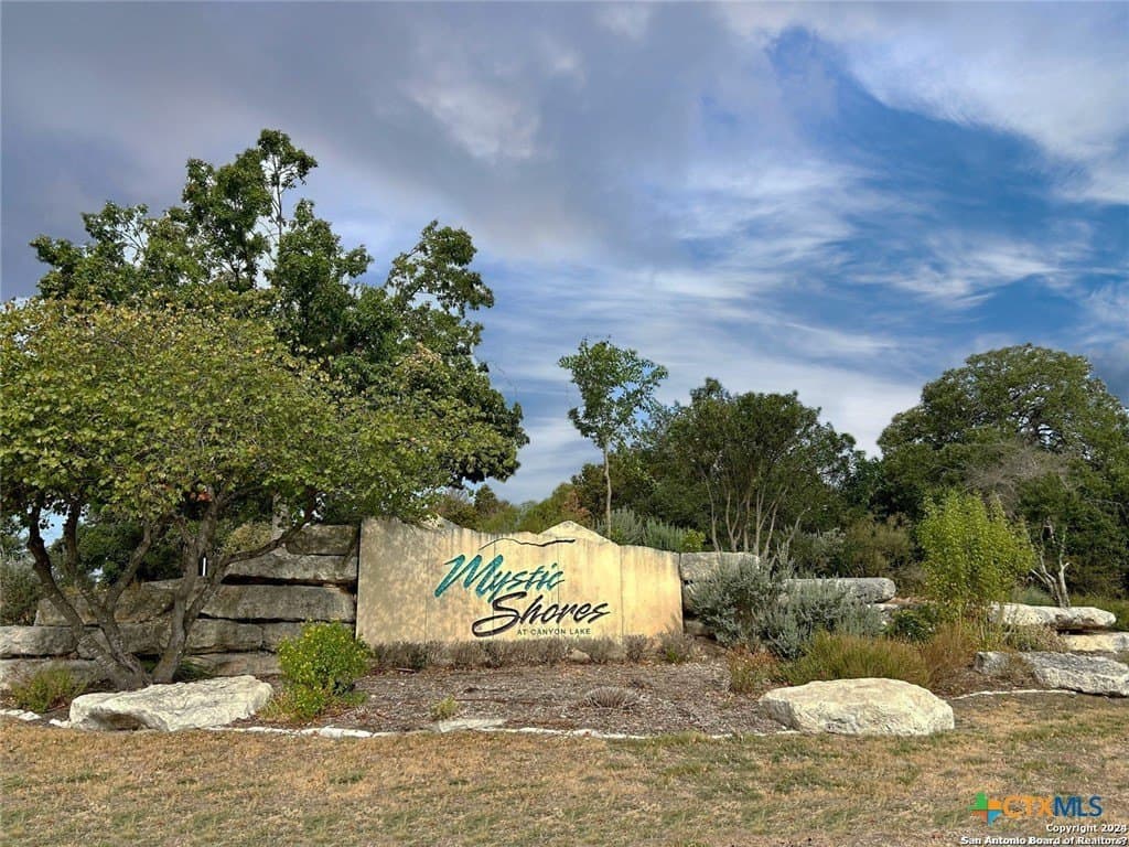 111 Dodder Lane lot: 1848