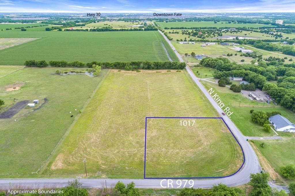 1017 County Road 979