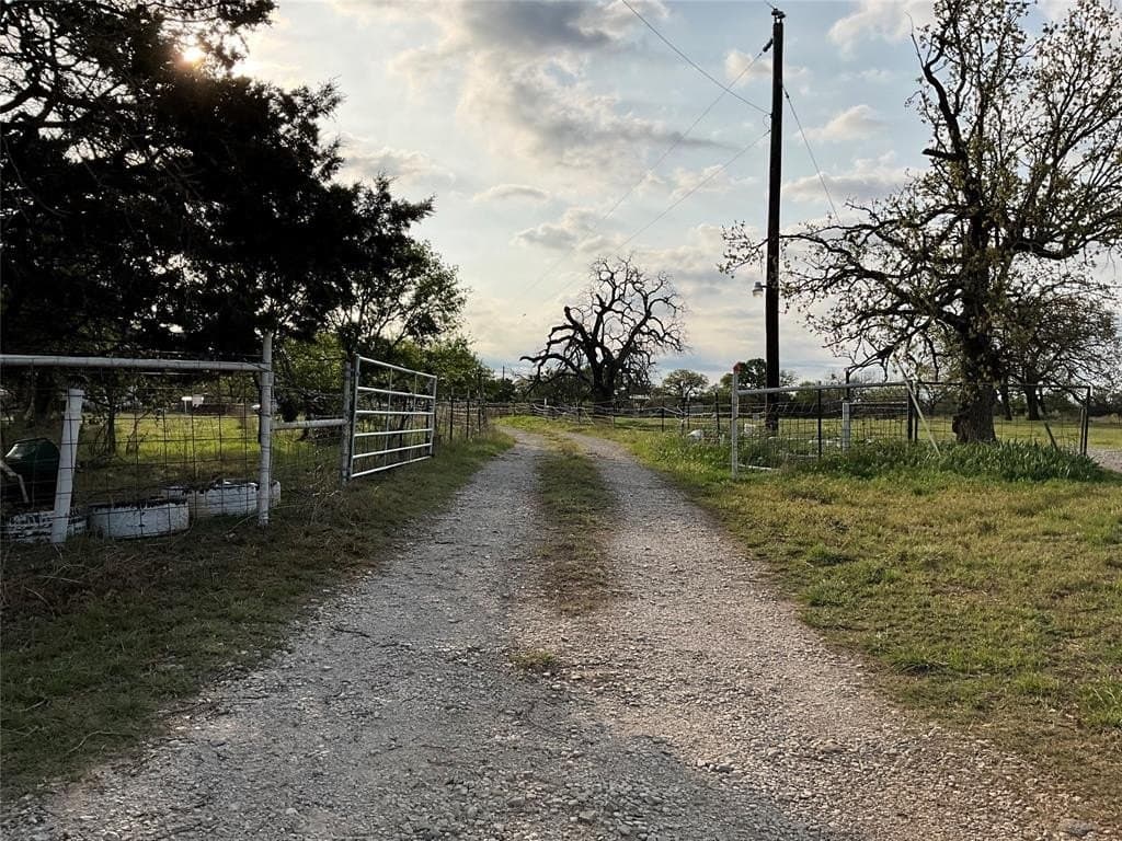 2991 Village Bend Road