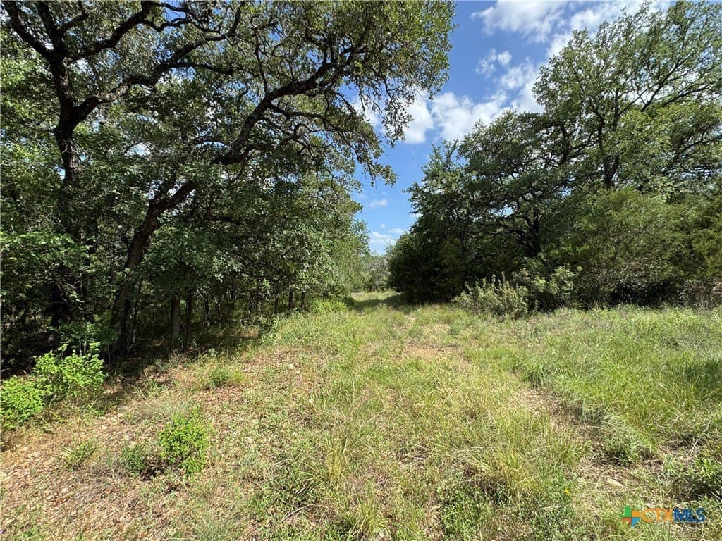 211 Hunters Glen Road lot: 13