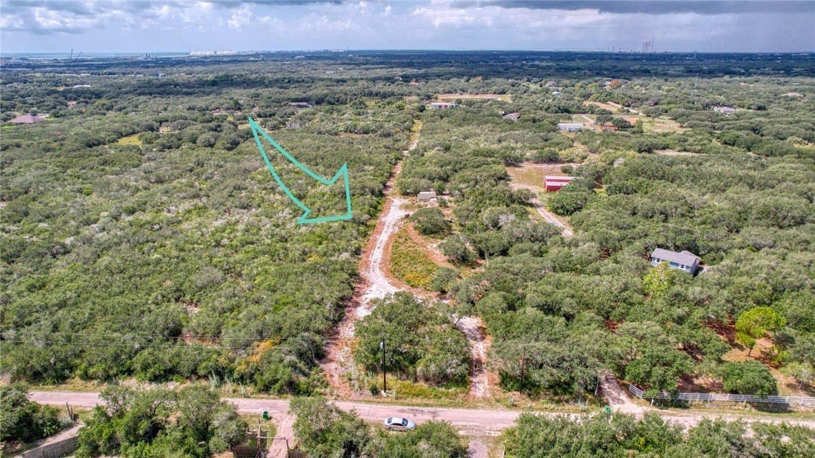 W Rhodes Avenue lot: 14