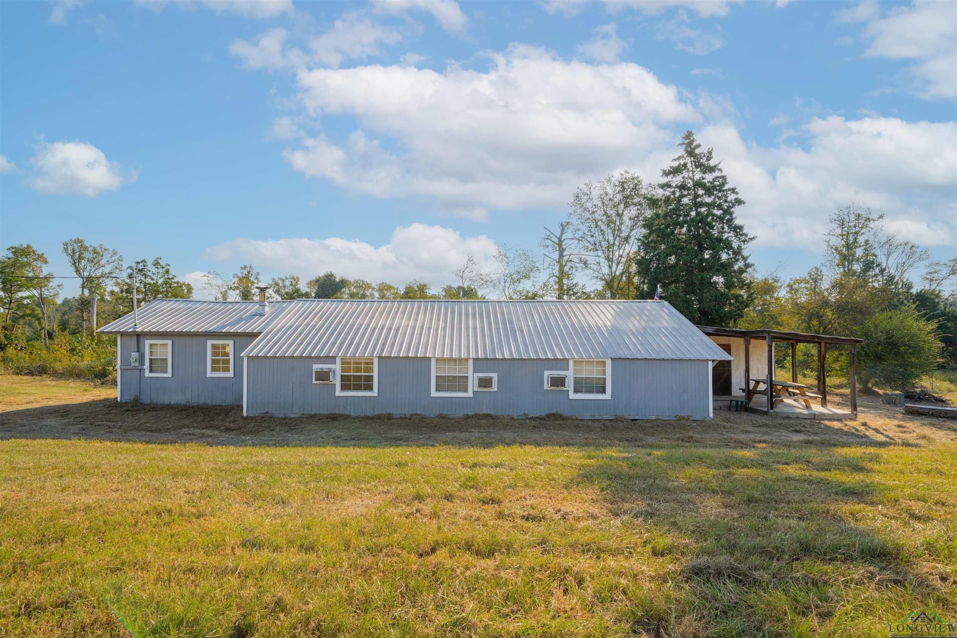 3585 W HWY 11
