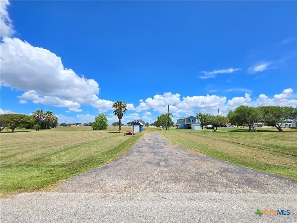 937 Bayview Drive lot: 549-550-551