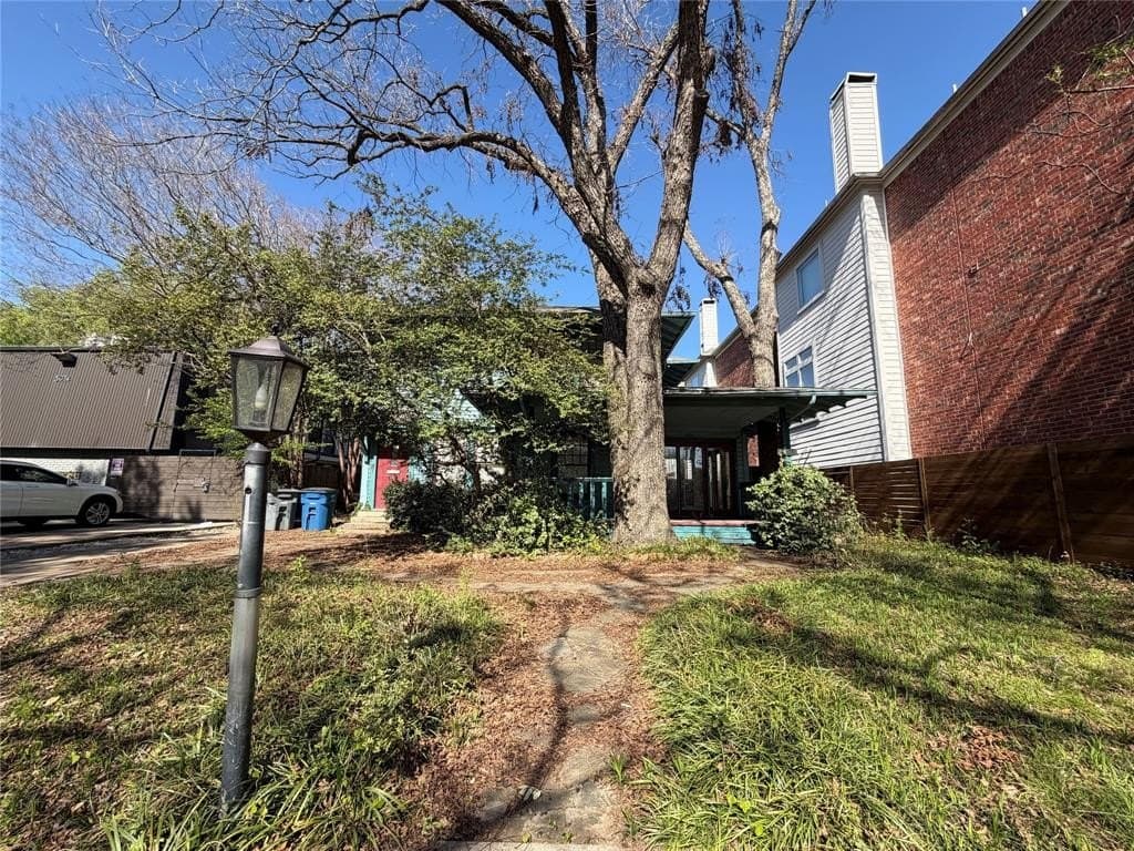 3910 Bowser Avenue
