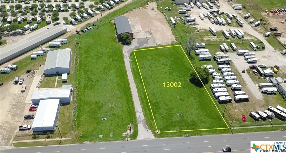 13002 N Navarro Street lot: 1