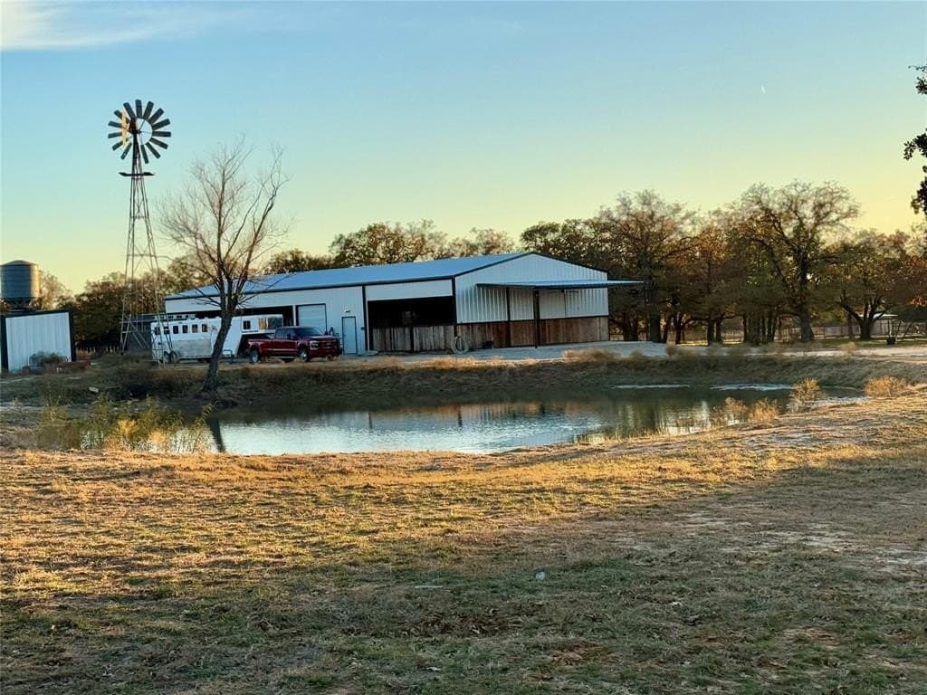 800 Private Road 1485B