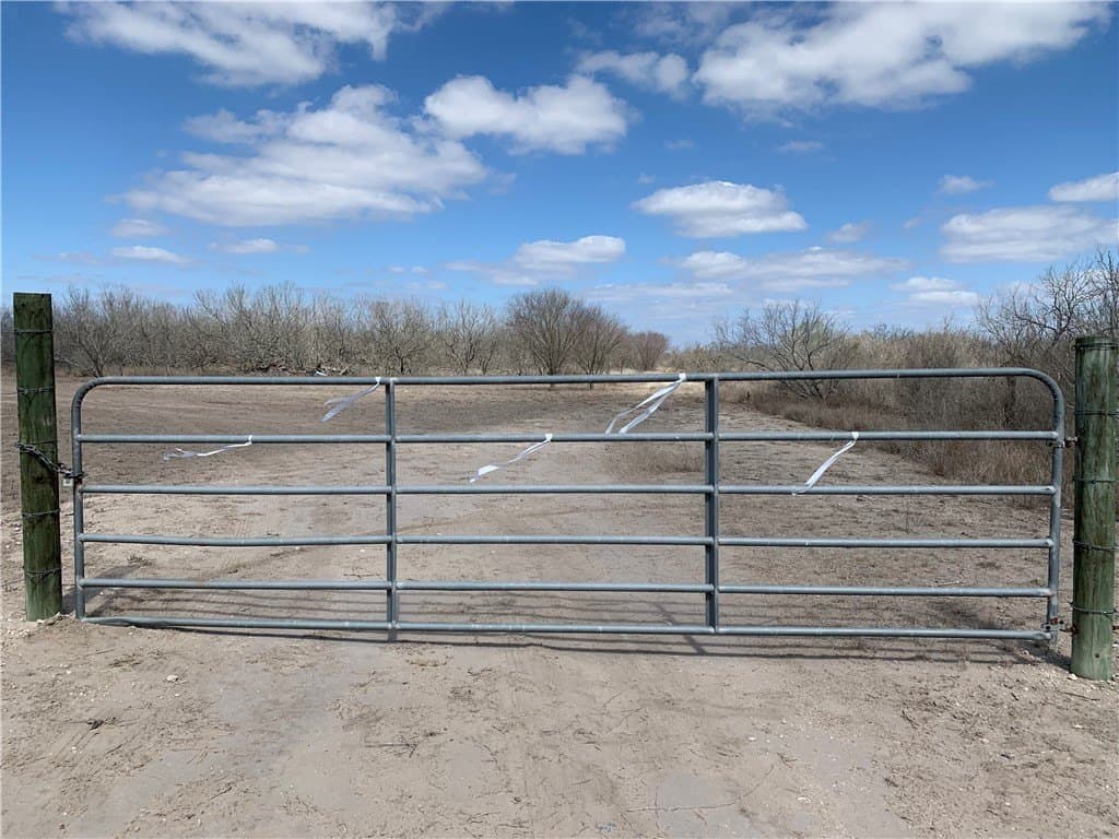 County Rd 207 lot: 24, 37