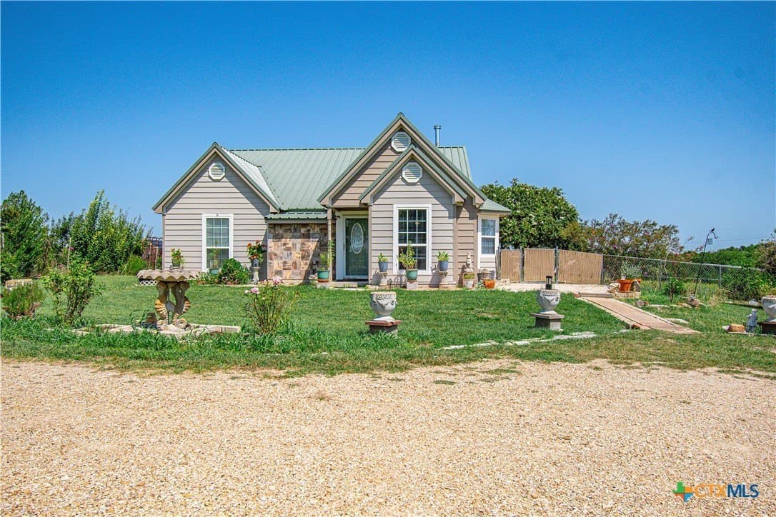 3385 Cottonwood Creek Road