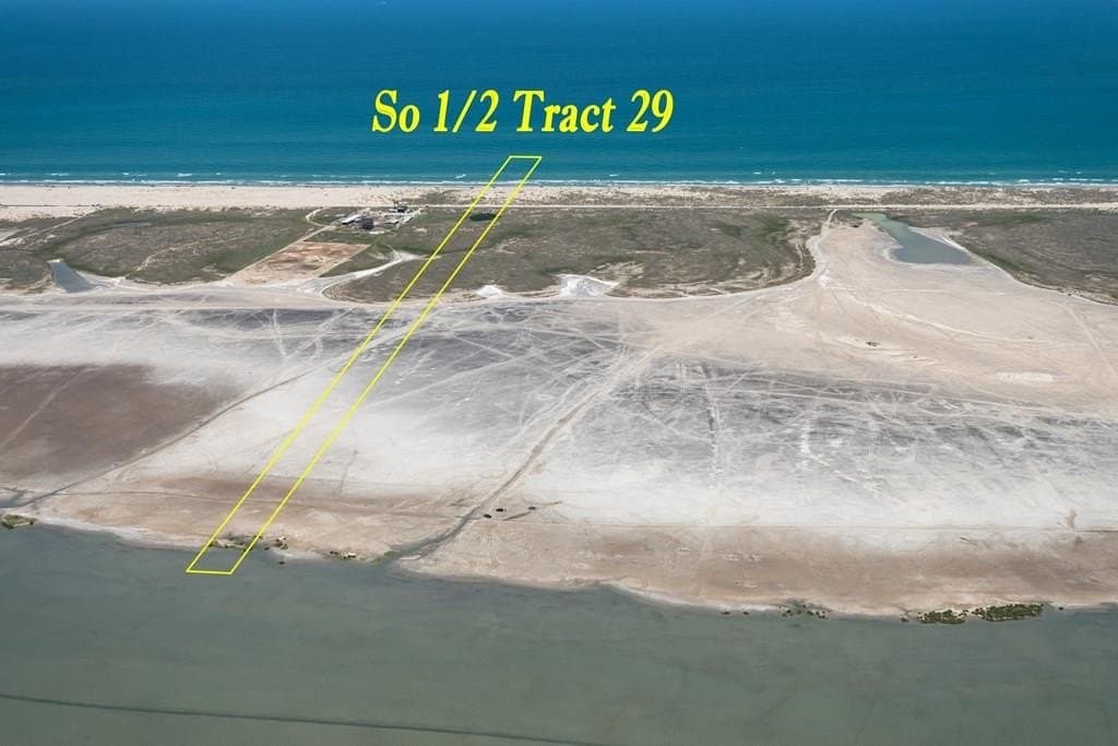 S.1/2T29 Highway 100