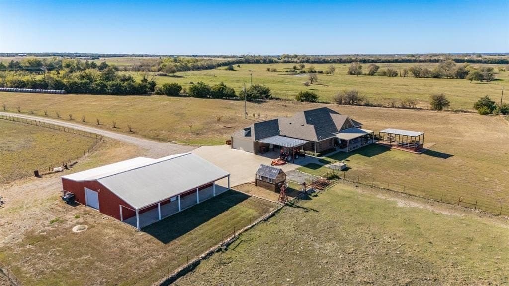 3794 County Road 1089
