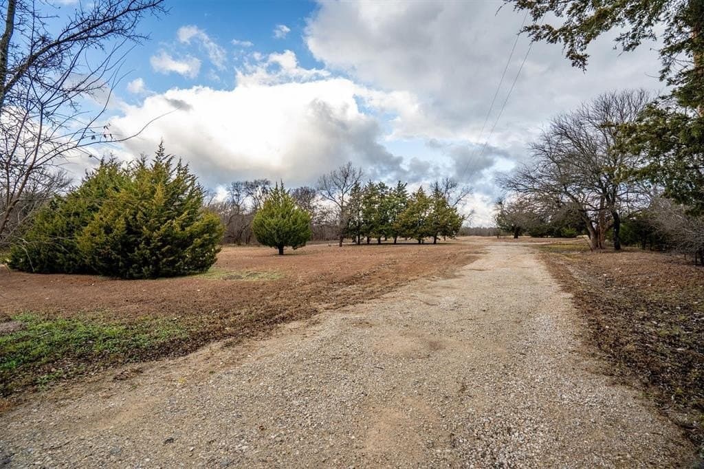 8389 County Road 502