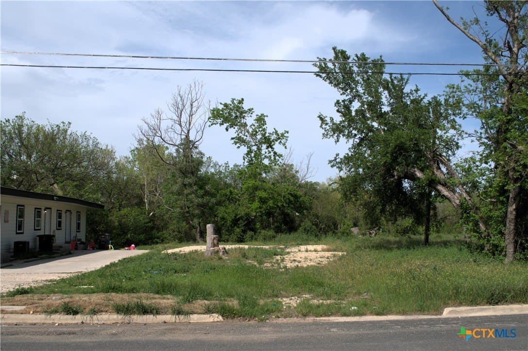 507 & 513 Bremser Avenue