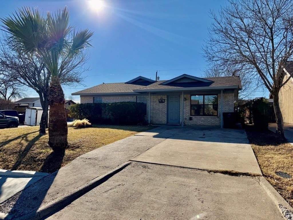 1296 Katy Dr